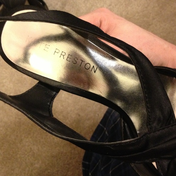 Sold - Picture 3 of 3