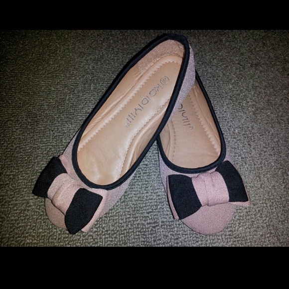 Nude Flats