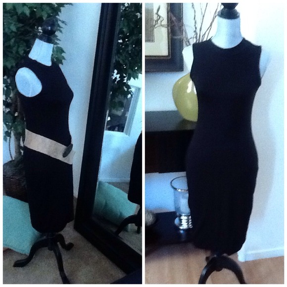 Black Jersey Dress ๐//Sold in Bundle// - Picture 3 of 3