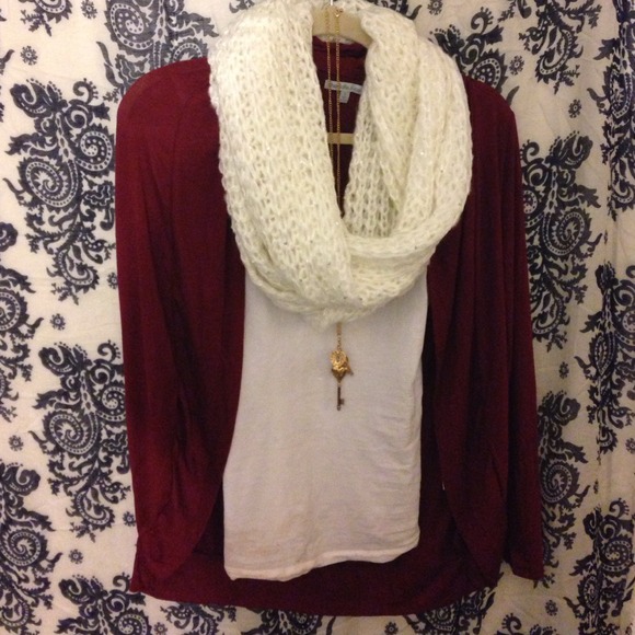 White circle scarf