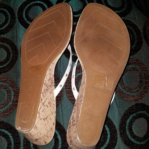 9.5 - Picture 2 of 3