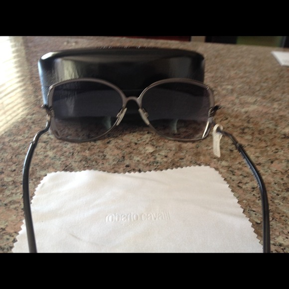 Roberto Cavalli Sunglasses: Women