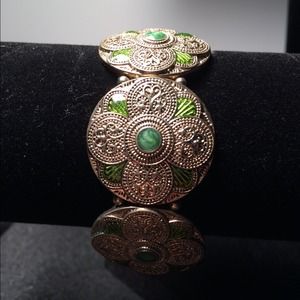 Green and gold bracelet🌟🎄