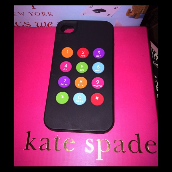 kate spade Accessories - 💯%Authentic kate spade♠️iphone 4/4s silicone case