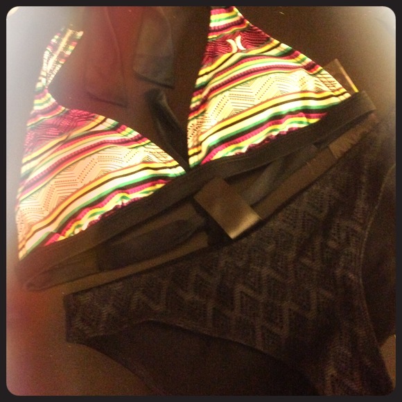 Hurley swim top bikini bought from pacsun NWT