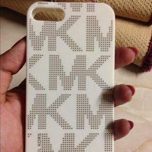 Authentic Michael Kors iPhone 5 Vanilla Jelly case