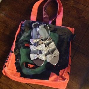 Bundle for @mswhite56 sandals KG plus tote Andy W