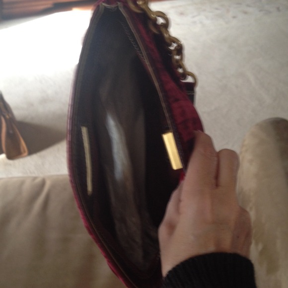 Handbag - Picture 2 of 2