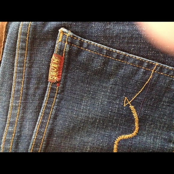 Authentic SEVEN Jeans - Picture 2 of 4