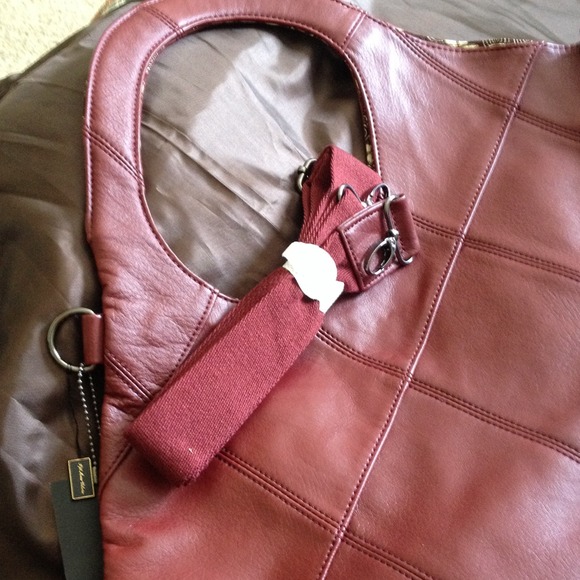 Purse - Picture 2 of 4