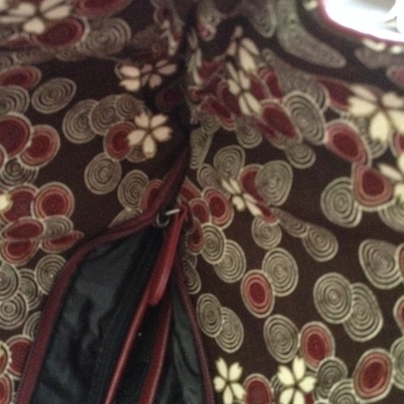 Purse - Picture 3 of 4