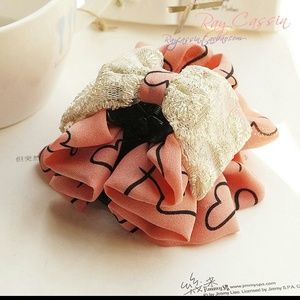 Small Pink Hair Claw