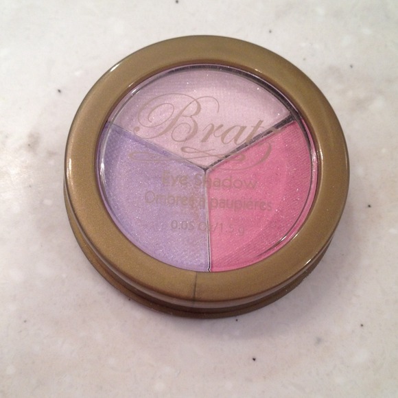 Bratz unused glitter eye shadow palette