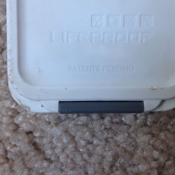 SOLD Life Proof case - Picture 3 of 4