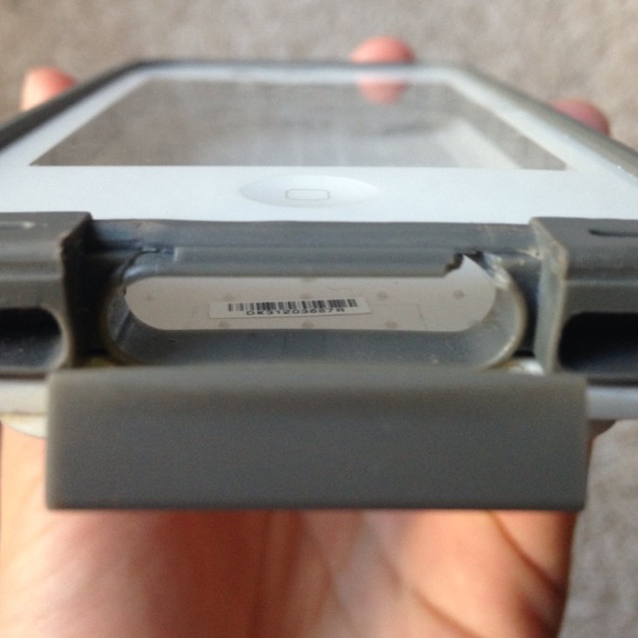 SOLD Life Proof case - Picture 4 of 4