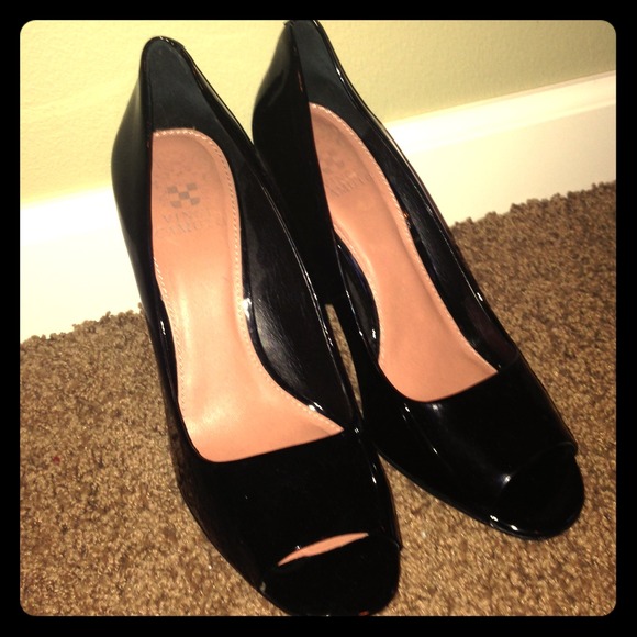 Vince Camuto Peep Toe Heels, size 8.5 - Picture 1 of 3