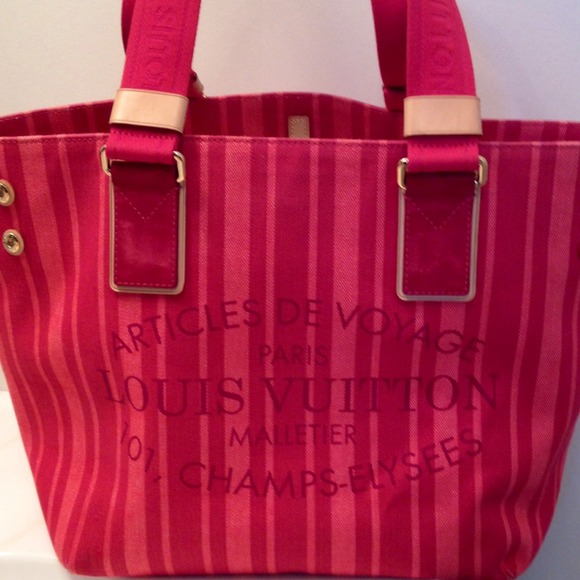 SOLD Louis Vuitton Rouge Cabas PM Bag Tote Beach