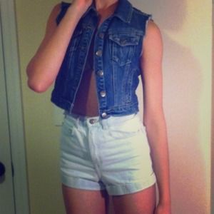 AmericanApparel lightwashdenim High-Waisted shorts