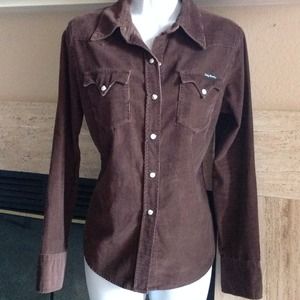 "Sold" Snap up shirt