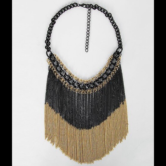 Jewelry - { h o s t p i c k } layered chain necklace