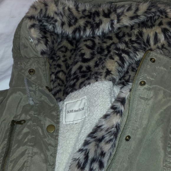 Coat - Picture 2 of 4