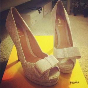 Fendi bow platform peep toe pumps