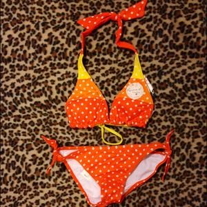 Brand new reversible Billabong bikini