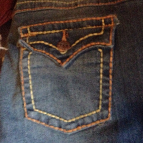 Jeans - Picture 2 of 4