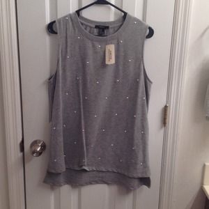 Gray tank