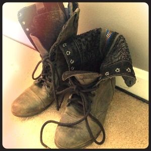 Steve Madden combat boots