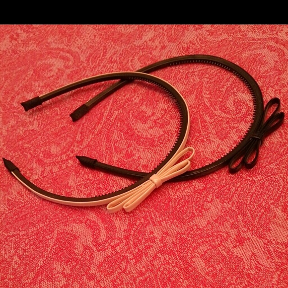 ****SOLD ****Headbands with bows