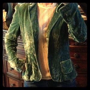 Gorgeous Tahari green crushed velvet Blazer!