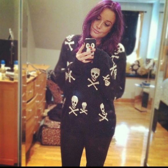 Wildfox Skull Sweater - Picture 3 of 3