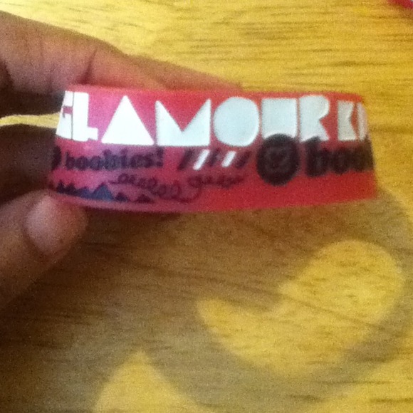 Bands - Picture 2 of 4