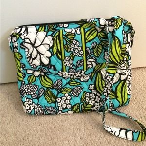 Vera Bradley Tablet Hipster in Island Blooms