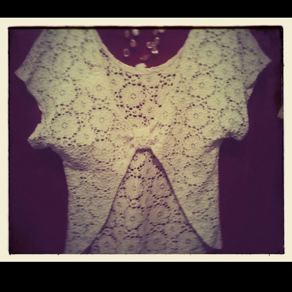 Gorgeous Crocheted Cream Top - Picture 2 of 3