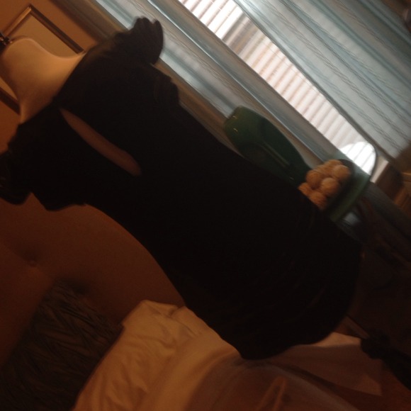 LBD - Picture 4 of 4