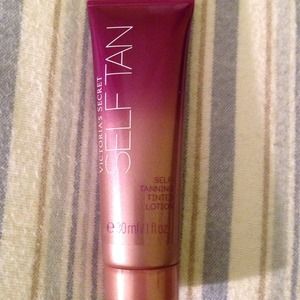 Victoria's Secret self tanner travel lotion