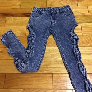 ❌SOLD❌ in a bundle with red cheetah shorts !