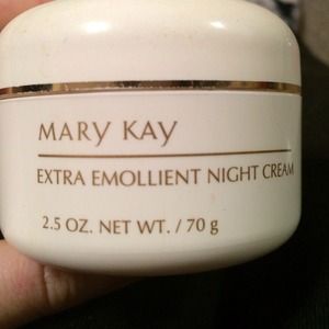 Marykay extra emollient night cream