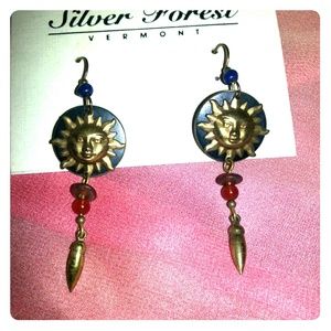 Pierced wire sun face earrings