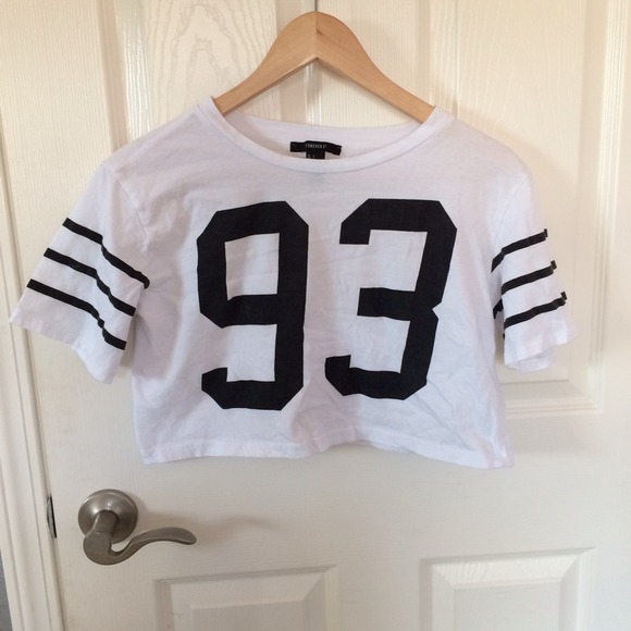 🚫SOLD🚫Sporty Crop Top