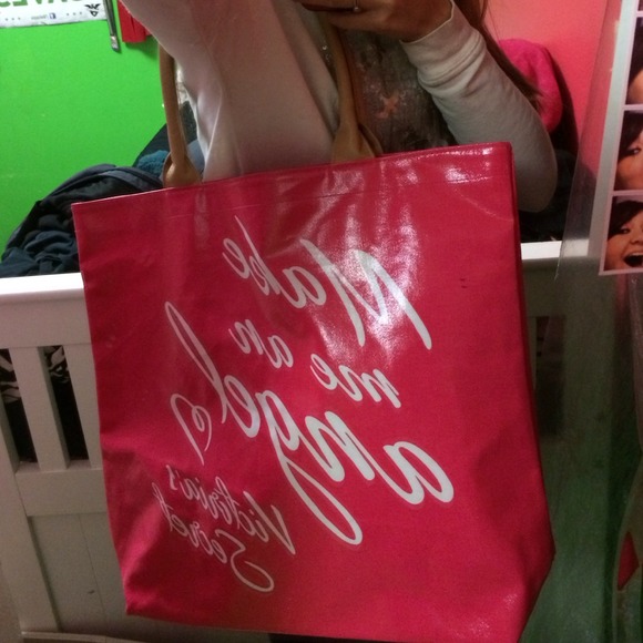 Large tote - Picture 3 of 3