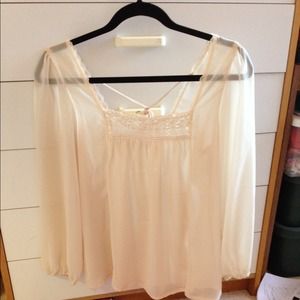 ❌ Traded ❌ PacSun Cream chiffon blouse