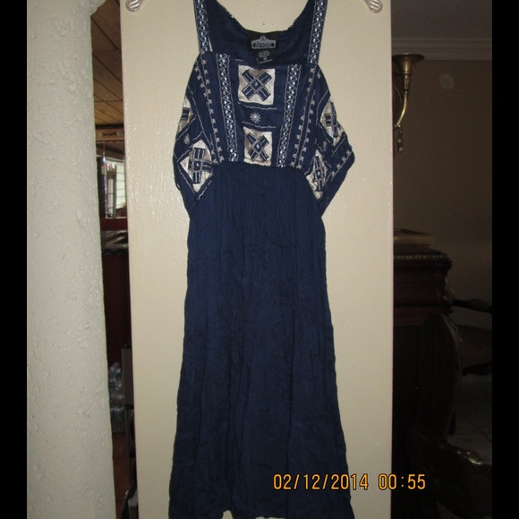 Weekend Sale - Picture 2 of 3