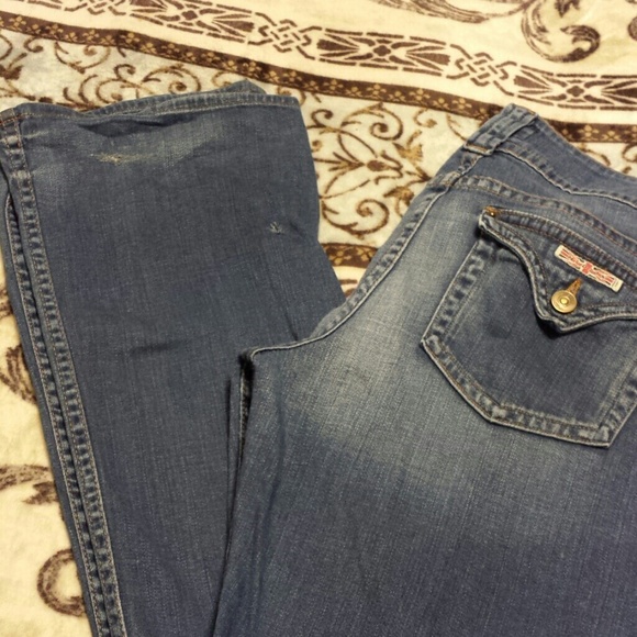 Jeans - Picture 2 of 4