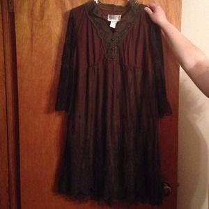 Brown lace vintage looking dress