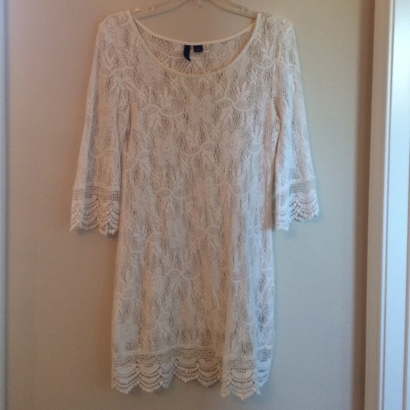 White lace dress