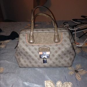 Authentic Guess handbag. And inspired MK