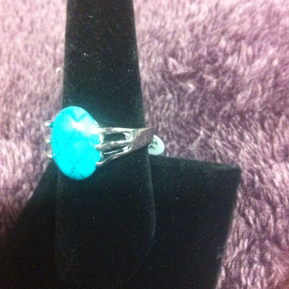 Turquoise ring - Picture 2 of 3